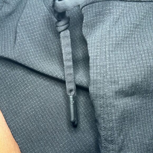 Lululemon Essential Affinity Mid Rise Jogger Black size 6 - Picture 12 of 13